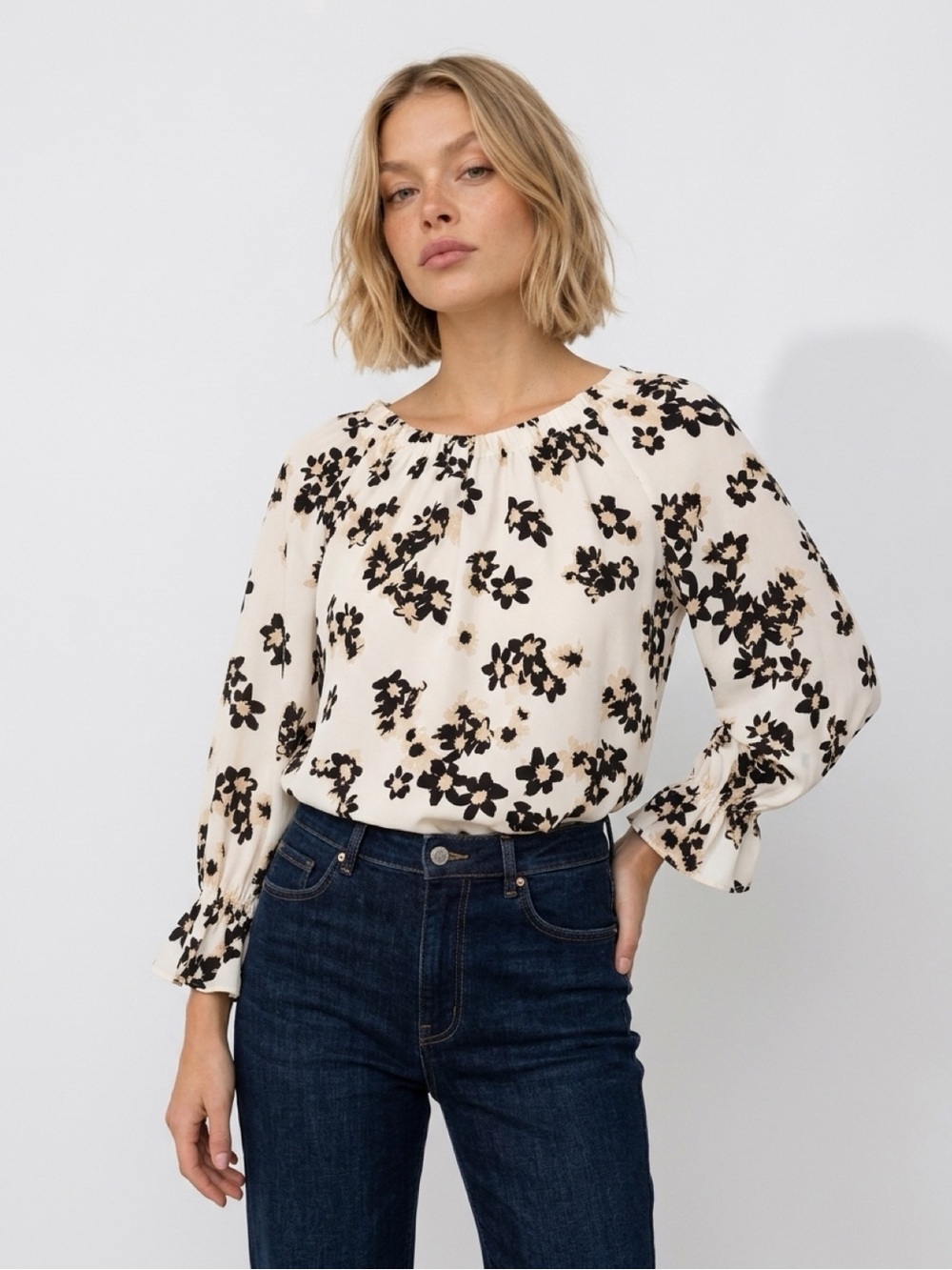 Ellen Tracy XL Ivory Black Floral Blouse Smocked Bell Sleeve Top